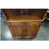 Image 2 : MAPLE CORNER CABINET WITH GLASS DOORS