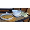 Image 1 : WHITE SERVING PIECES, PLATTERS AND RATTAN MATS