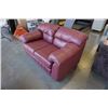 Image 2 : Burgundy leather loveseat