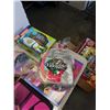 Image 8 : 2 BOXES AS NEW KIDS TOYS AND HOUSEWARES