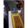 Image 2 : BOX OF ESTATE GOODS