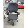 Image 1 : Ergonomic Office Chair