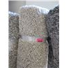 Image 1 : 5' x 7' Beige Shag Area Carpet