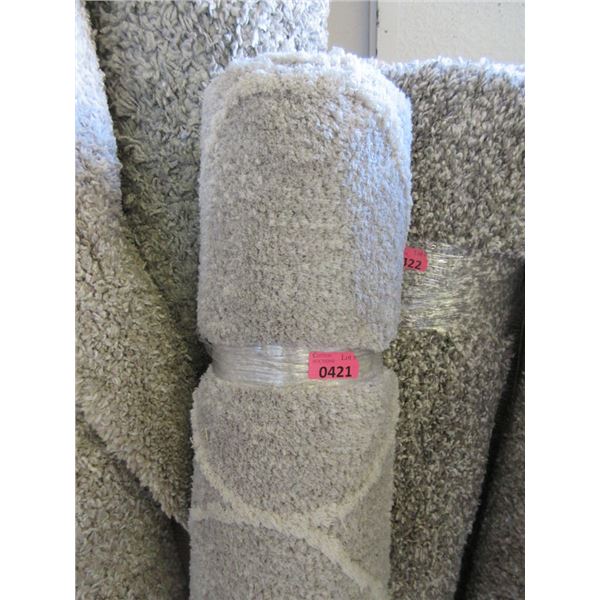 5' x 7' Neutral Coloured Shag Area Carpet