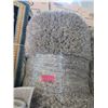 Image 1 : 8' x 10' Beige Shag Area Carpet