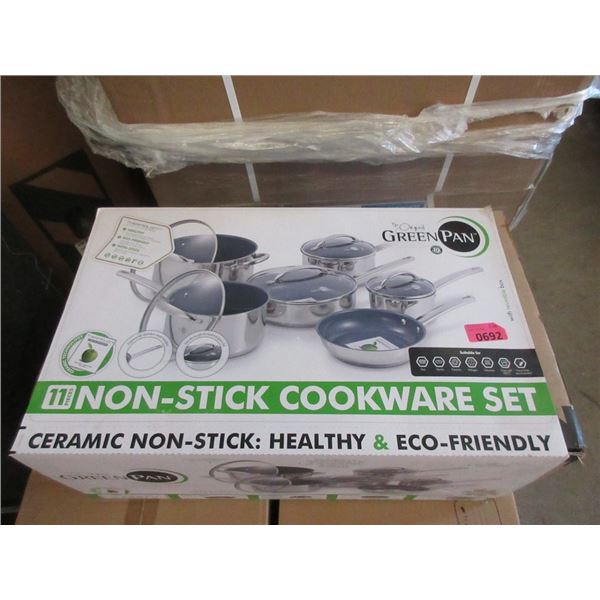 New 11 Piece Non-Stick Cookware Set