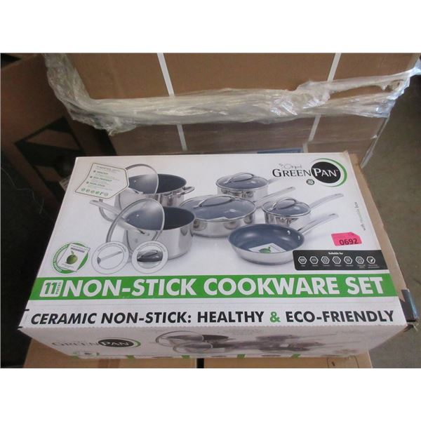 New 11 Piece Non-Stick Cookware Set