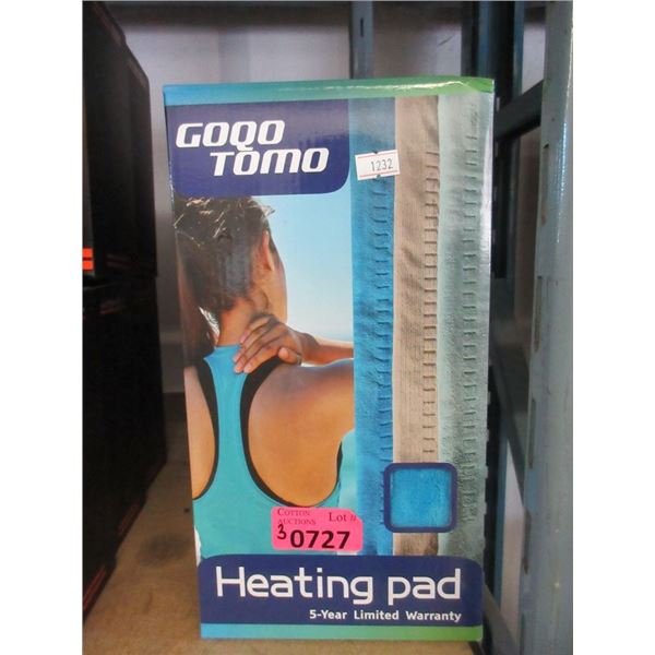 3 Goqo Tomo Heating Pads