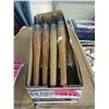 Image 1 : 4 Dozen New 1 1/2" Oval Artist Paint Brushes