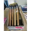 Image 1 : 4 Dozen New 1 1/2" Oval Artist Paint Brushes