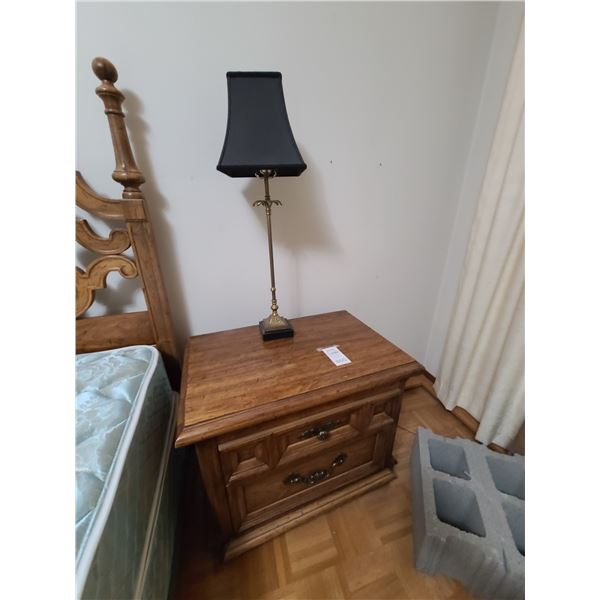Bedside table, lamp B