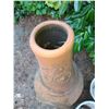 Image 4 : Garden chimney, pots A