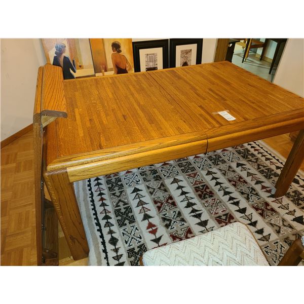 Dining room table C