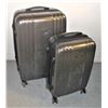 Image 1 : Set of Two Samsonite Suitcases 23" & 30" Tall