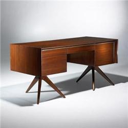 Vladimir Kagan, desk