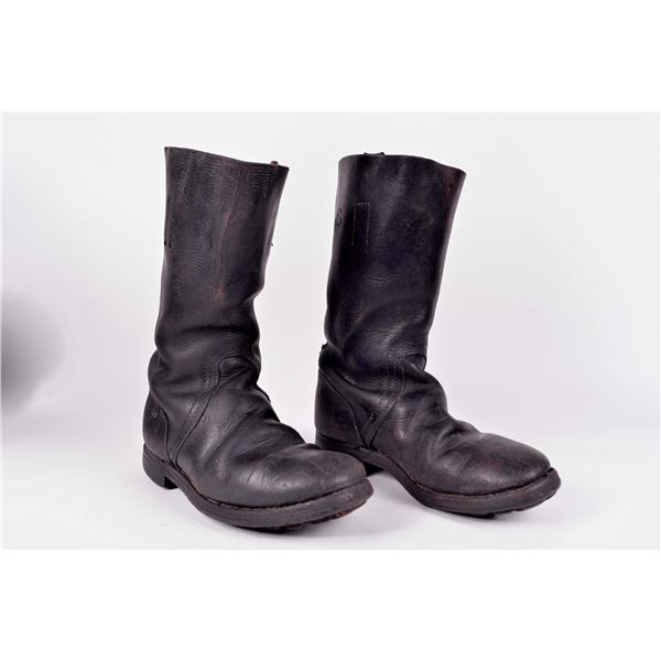 Officer Boots, World War II
