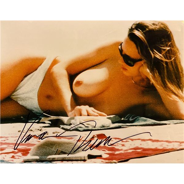 Uma Thurman signed photo