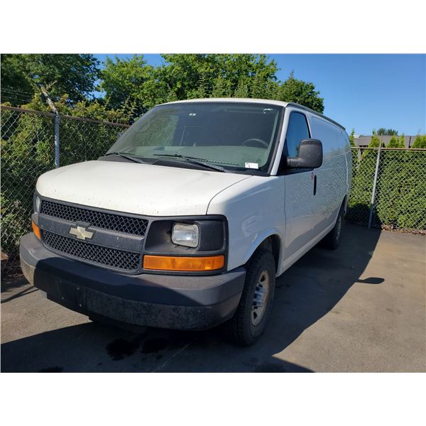 2009 CHEVROLET EXPRESS, 6 DR UTILITY VAN, WHITE,  VIN#1GCGG25C791159873,