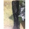 Image 2 : 3 BOXES OF ASSORTED BLACK NYLON PADDED CARRY BAGS