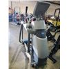 Image 2 : PRECOR AMT COMMERCIAL SELF POWERED ADAPTIVE MOTION TRAINER