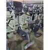 Image 2 : CYBEX 625C COMMERCIAL SELF POWERED UPRIGHT BIKE WITH DISPLAY