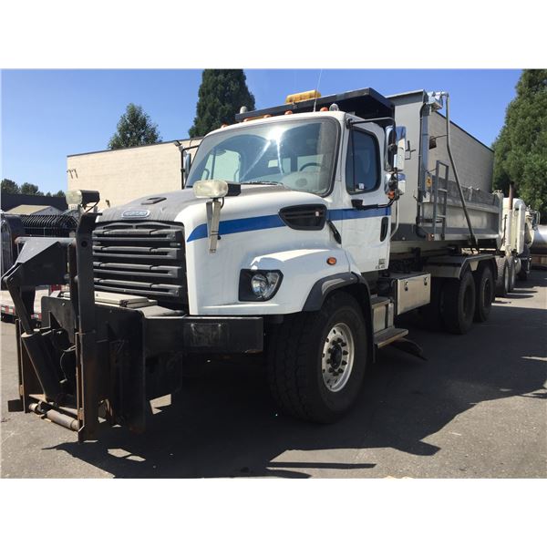2013 FREIGHTLINER 114SD, DUMP TRUCK, WHITE, VIN # 1FVHG3CY8DDBW5706,