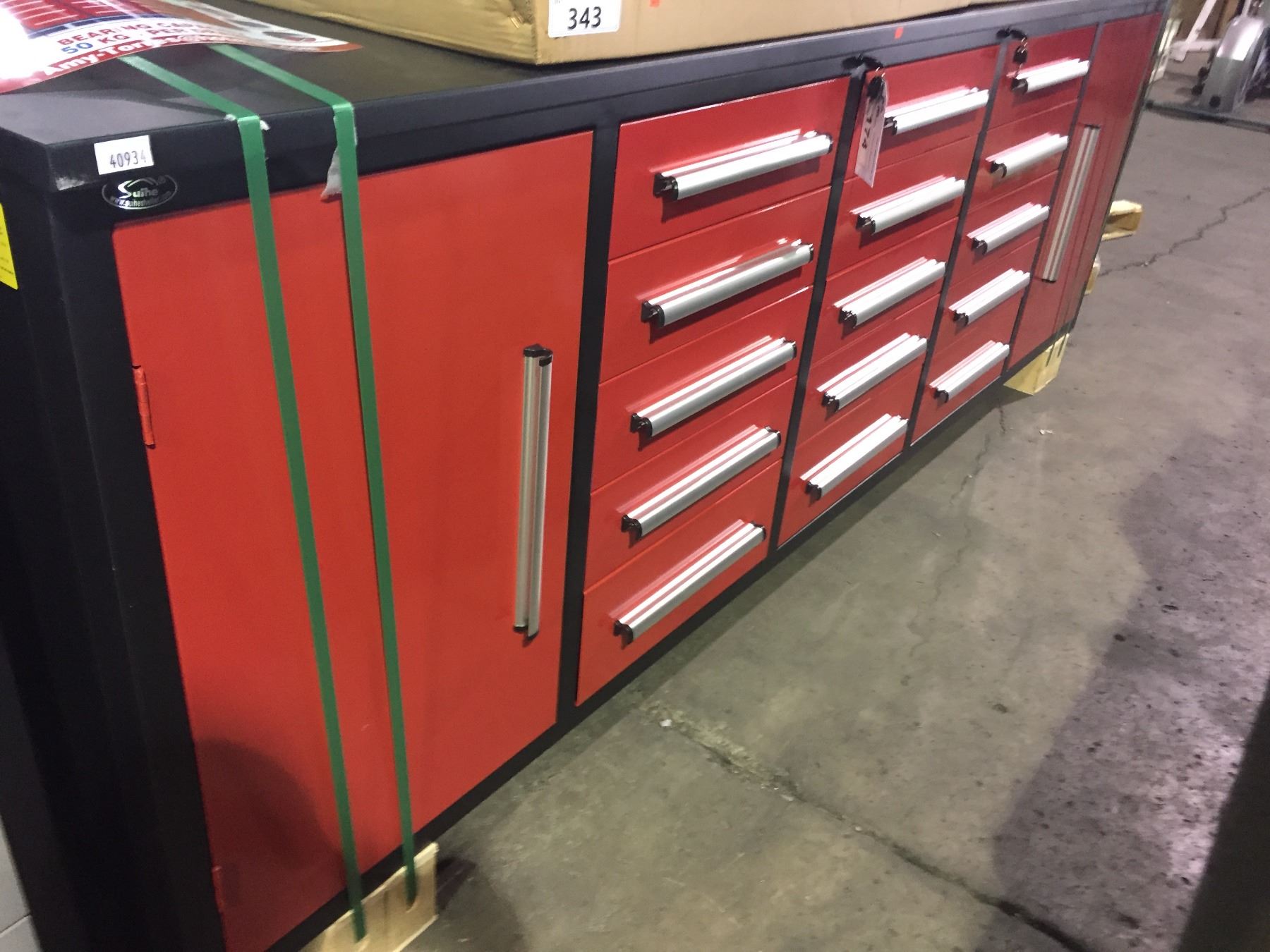 RED STEELMAN 15 DRAWER WORK BENCH H36