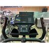 Image 3 : LIFE FITNESS 9500HR COMMERCIAL SELF POWERED STAIR STEPPER MACHINE (NEEDS REPAIRS)