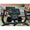 Image 3 : LIFE FITNESS 9500HR COMMERCIAL SELF POWERED STAIR STEPPER MACHINE (NEEDS REPAIRS)