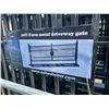 Image 2 : SUIHE 20' BI-PARTING BLACK METAL FRAME DRIVEWAY GATE 20'L X 5'H