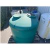 Image 2 : 71" DIAMETER VERTICAL 800GAL LIQUID STORAGE TANK WITH VALVE (MISSING LID)