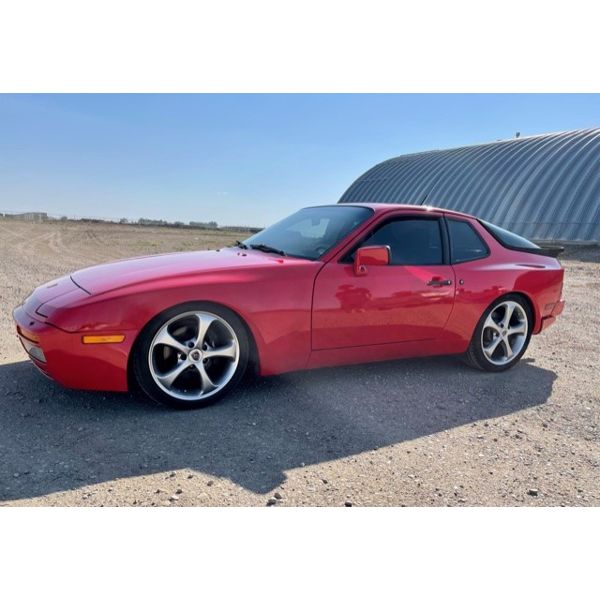 1986 PORSCHE 944 TURBO