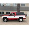 Image 2 : NO RESERVE! 1997 GMC YUKON 1500 SLT