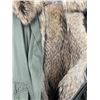 Image 5 : Reversible Coyote Trimmed Fur Jacket