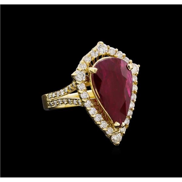 GIA C 5.98 ctw Ruby and Diamond Ring - 14KT Yellow Gold