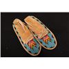 Image 2 : Plateau Beaded Moccasins