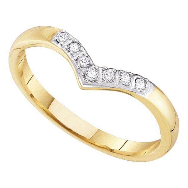 Round Diamond Chevron Band Ring 1/20 Cttw 14KT Yellow Gold