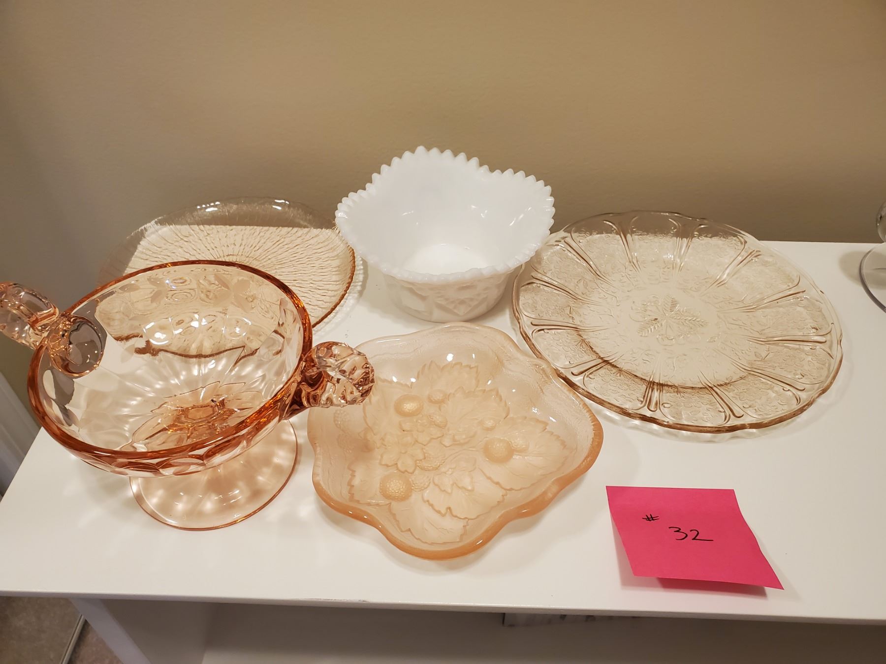 Antique Glassware Beck Auctions Inc.