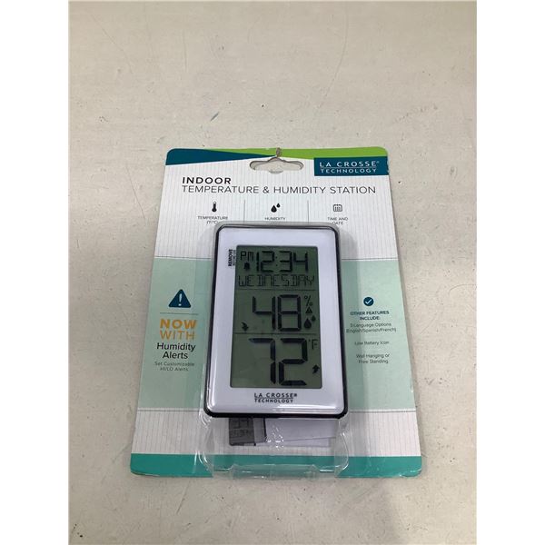 La Crosse Indoor Temperature & Humdity Station