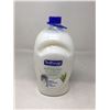 Image 1 : Softsoap Soothing Clean Aloe Vera Fresh Scent Moisturizing Hand Soap (2.36L)