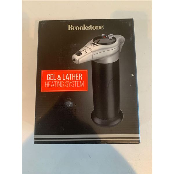 NEW Brookstone Grey/Black Gel & Lather Heating Shaving Cream System