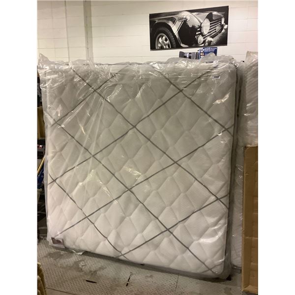 King Size luxury pillow top Mattress in plastic