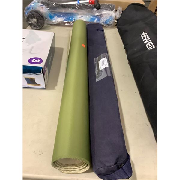 Yellow Mountain Imports Table Mat for Board/Card Games