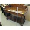 Image 1 : ANTIQUE DESK