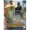 Image 1 : BOX OF MISC. VASES, BOTTLES, ETC.