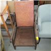 Image 1 : ANTIQUE MORRIS CHAIR