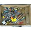 Image 1 : BOX OF ASST. SCREWDRIVERS, ETC.