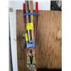 Image 1 : BUNDLE OF PRY BAR, BOLT CUTTERS & LG. BROOM