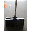 Image 2 : 2 NEW SNOW SHOVELS