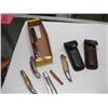 Image 1 : BOX OF ASST. POCKET KNIVES & 2 LEATHER SHEATHS